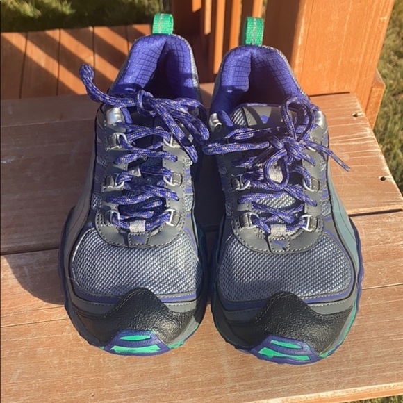 Puma Shoes - Picture 2 of 6